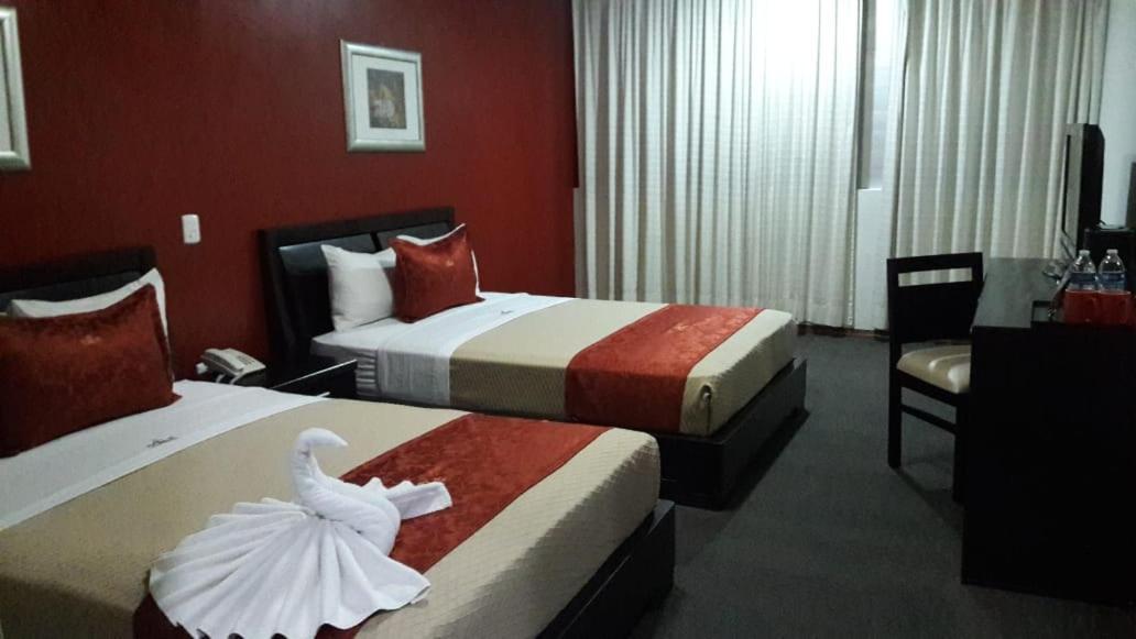 Hotel Porto Alegre Γκουανταλαχάρα Εξωτερικό φωτογραφία