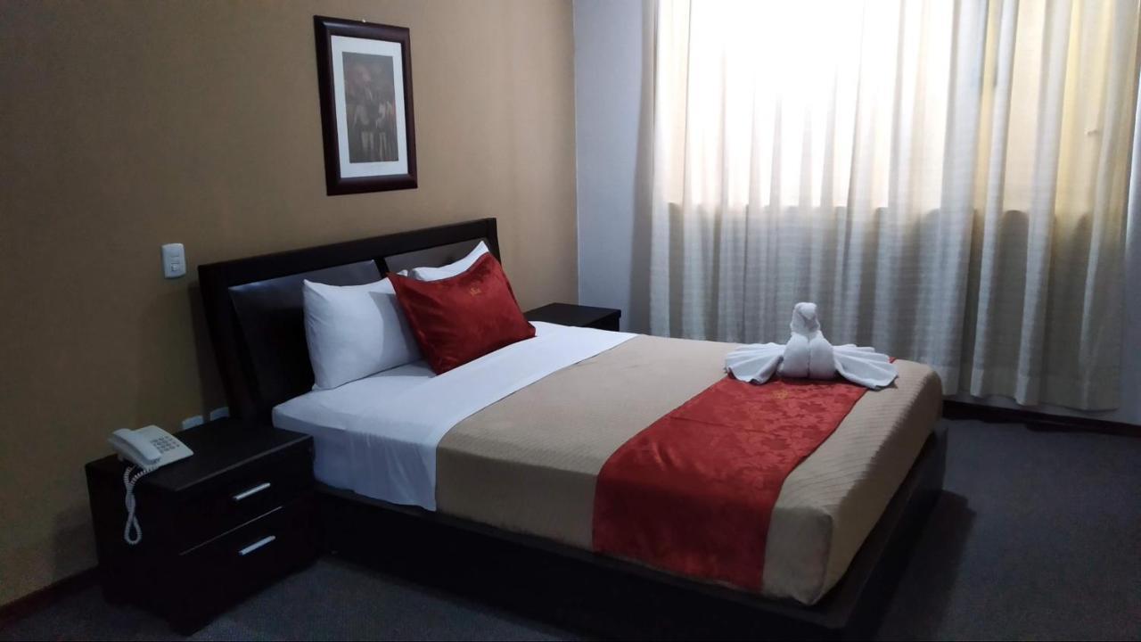 Hotel Porto Alegre Γκουανταλαχάρα Εξωτερικό φωτογραφία
